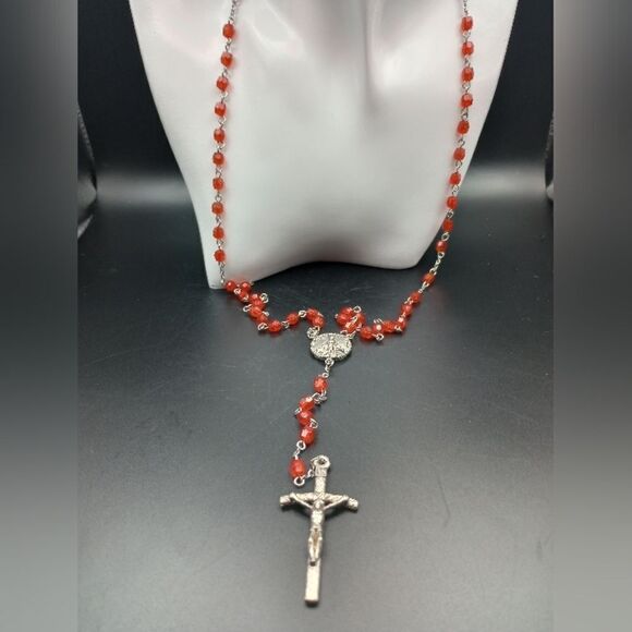 Religious cross crucifix rosary red beaded elegant necklace N333 - Picture 1 of 3